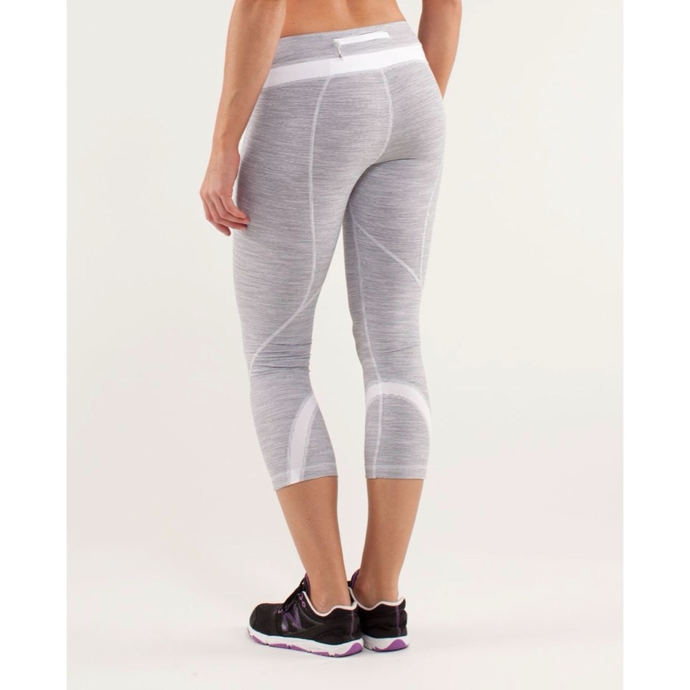 lululemon athletica Heathered Light Gray & White Cropped Leggings
